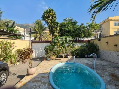Casa com 3 Quartos à venda, 150m² no Piedade, Rio de Janeiro