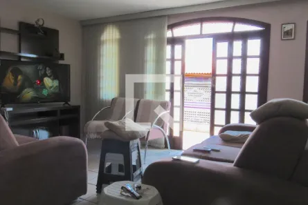 Casa com 4 Quartos à venda, 205m² no Cidade das Flores, Osasco