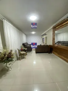 Casa com 4 Quartos à venda, 260m² no Jardim Mirante, São Paulo