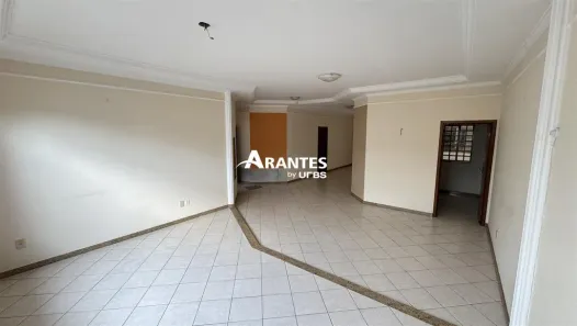 Casa com 4 Quartos à venda, 250m² no Jardim Karaíba, Uberlândia