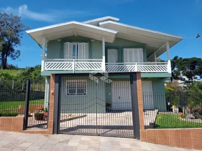 Casa com 5 Quartos à venda, 247m² no Chácaras, Garibaldi