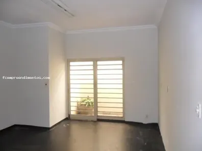 Sala Comercial para alugar, 303m² no Centro, Limeira
