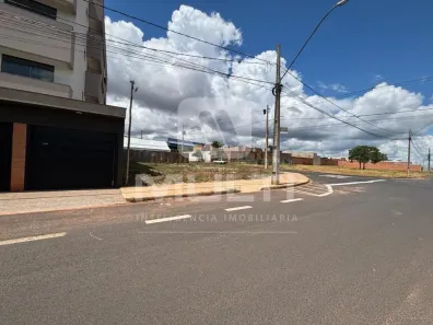 Lote/Terreno com 1 Quarto à venda, 11m² no Shopping Park, Uberlândia