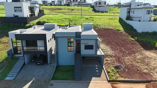 Sobrado com 3 Quartos para alugar, 146m² no Gleba Simon Frazer, Londrina