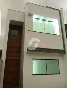 Casa com 3 Quartos à venda, 180m² no Piratininga, Niterói
