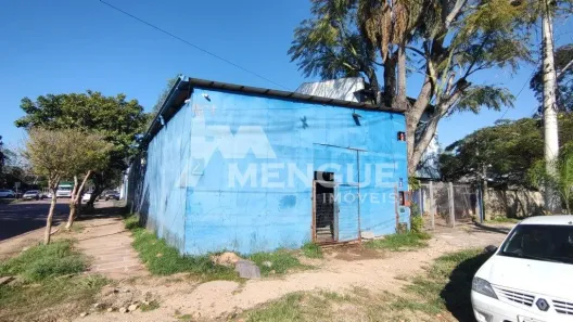 Galpão/Depósito/Armazém à venda, 250m² no Navegantes, Porto Alegre