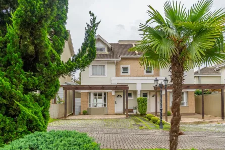 Casa de Condomínio com 4 Quartos à venda, 189m² no Mossunguê, Curitiba