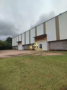 Galpão/Depósito/Armazém para venda ou aluguel, 2400m² no Centro, Araçariguama