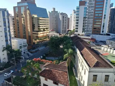 Apartamento com 2 Quartos à venda, 83m² no Centro, Florianópolis