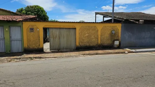 Casa com 4 Quartos à venda, 140m² no Setor Cândida de Morais, Goiânia