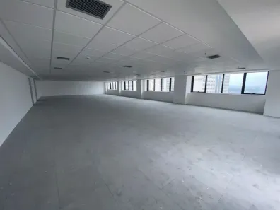 Sala Comercial para alugar, 323m² no Várzea da Barra Funda, São Paulo