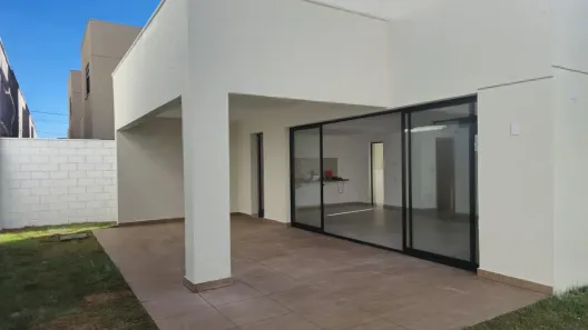 Casa com 3 Quartos para alugar, 166m² no Jardins Marselha, Aparecida de Goiânia