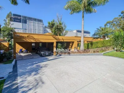 Casa de Condomínio com 5 Quartos à venda, 500m² no Residencial Tamboré, Barueri