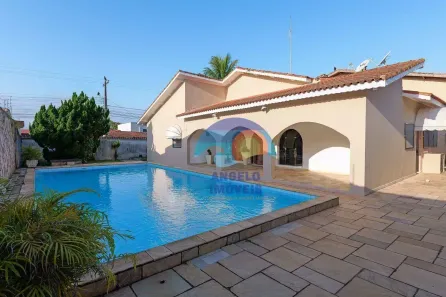 Casa com 3 Quartos à venda, 335m² no Balneário Stella Maris, Peruíbe