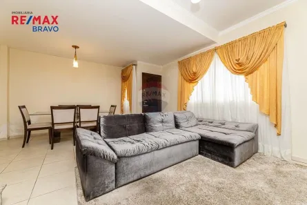 Sobrado com 4 Quartos à venda, 172m² no Ahú, Curitiba