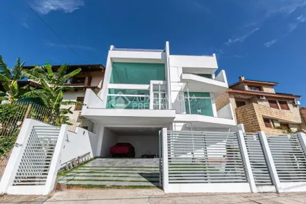 Casa com 3 Quartos à venda, 326m² no Nonoai, Porto Alegre
