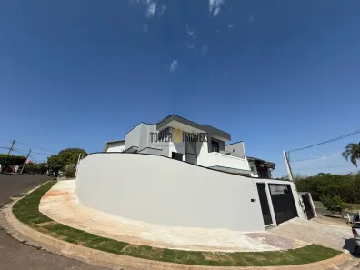 Sobrado com 3 Quartos à venda, 240m² no Jardim Maria Ilydia, Valinhos