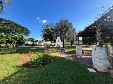 Casa de Condomínio com 5 Quartos para alugar, 376m² no Nova Uberlândia, Uberlândia