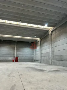 Galpão/Depósito/Armazém com 4 Quartos para alugar, 1145m² no San José II, Vargem Grande Paulista