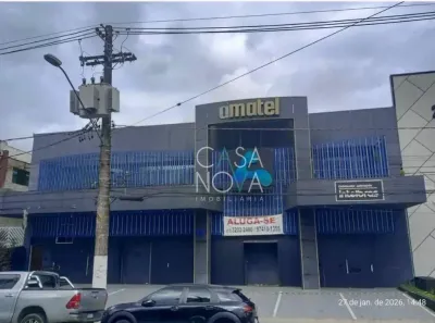 Ponto Comercial para alugar, 869m² no Gonzaga, Santos
