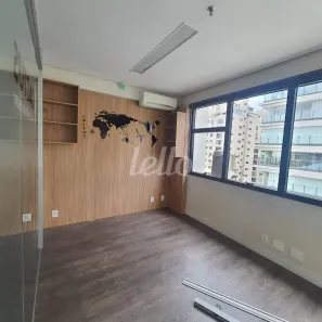 Sala Comercial para alugar, 32m² no Pinheiros, São Paulo