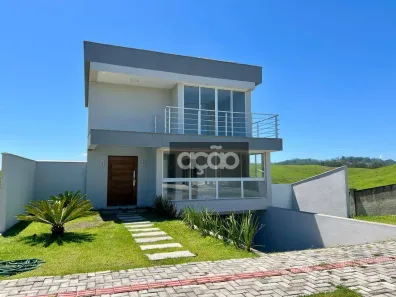 Casa de Condomínio com 3 Quartos à venda, 266m² no Parque Ipiranga, Resende