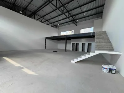 Galpão/Depósito/Armazém para alugar, 350m² no Centro, Mogi das Cruzes