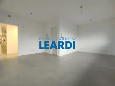 Ponto Comercial para alugar, 27m² no Balneário, Florianópolis