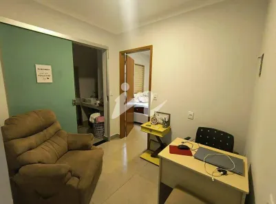 Casa com 3 Quartos à venda, 135m² no Granada, Uberlândia