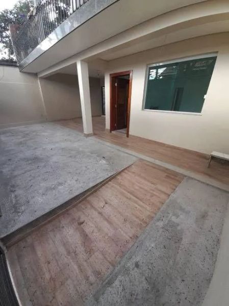 Casa com 3 quartos — Rio Branco, Belo Horizonte