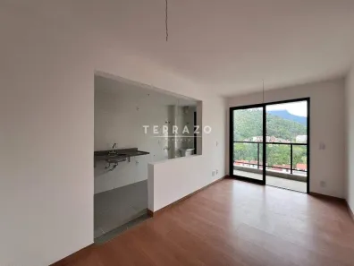 Apartamento com 2 Quartos para alugar, 63m² no Várzea, Teresópolis