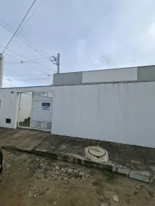Casa com 2 Quartos para alugar, 220m² no Mangabeira, Feira de Santana
