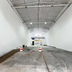 Galpão/Depósito/Armazém para alugar, 180m² no Cerâmica, São Caetano do Sul