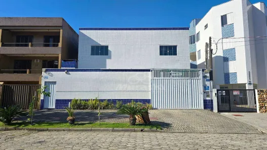 Galpão/Depósito/Armazém à venda, 750m² no Guaratuba, Guaratuba