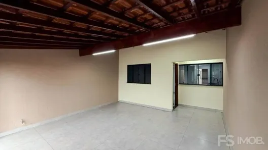 Casa com 2 Quartos à venda, 125m² no Jardim Maria Celina, Londrina