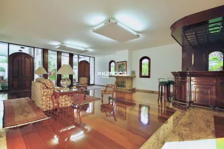 Apartamento com 6 Quartos para alugar, 3000m² no Barra da Tijuca, Rio de Janeiro