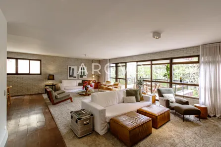 Apartamento com 3 Quartos à venda, 240m² no Jardim Europa, São Paulo