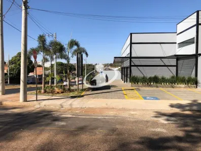 Ponto Comercial para alugar, 78m² no Vigilato Pereira, Uberlândia