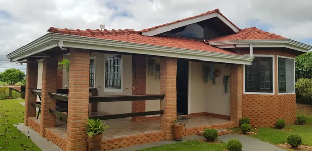Fazenda/Sítio com 4 Quartos à venda, 90m² no Camapuã, Sarapuí