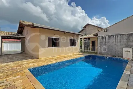 Casa com 2 Quartos à venda, 195m² no Belmira Novaes, Peruíbe