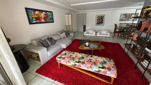 Apartamento com 4 Quartos para alugar, 203m² no Parnamirim, Recife