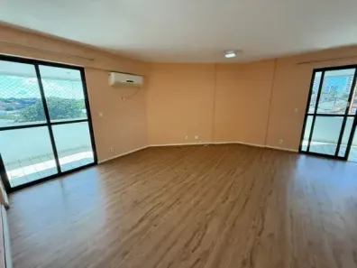 Apartamento com 3 Quartos para alugar, 140m² no Nova Esperança, Manaus