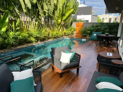 Casa de Condomínio com 3 Quartos à venda, 366m² no Santa Regina, Camboriú