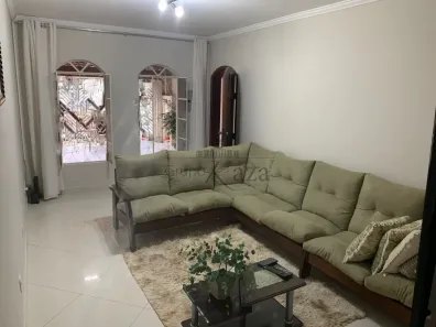 Sobrado com 4 Quartos à venda, 300m² no Jardim Portugal, São José dos Campos