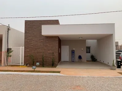 Casa com 3 Quartos à venda, 100m² no Jardim Vitória, Cuiabá
