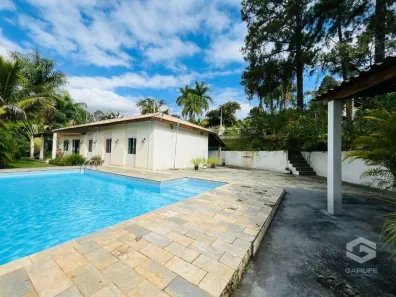 Fazenda/Sítio com 5 Quartos à venda, 290m² no Condomínio Lagoinha, Jacareí
