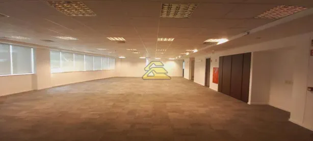 Prédio Comercial para alugar, 7700m² no Barra da Tijuca, Rio de Janeiro