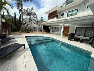 Casa de Condomínio com 4 Quartos para alugar, 380m² no Barra da Tijuca, Rio de Janeiro