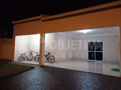 Casa de Condomínio com 3 Quartos à venda, 152m² no Jardim Holanda, Uberlândia