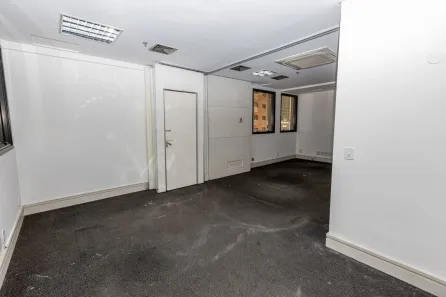 Ponto Comercial com 8 Quartos para alugar, 36m² no Santa Cecília, São Paulo